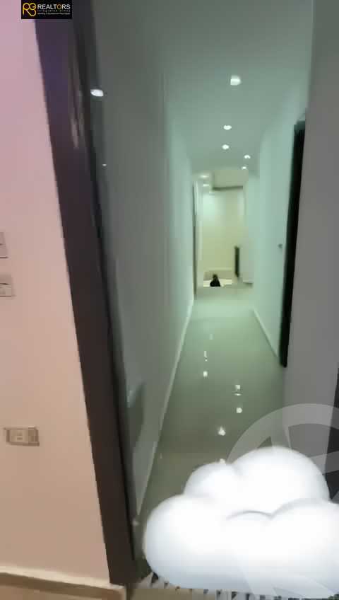 https://aqarmap.com.eg/en/listing/5243078-for-rent-cairo-el-sheikh-zayed-city-compounds