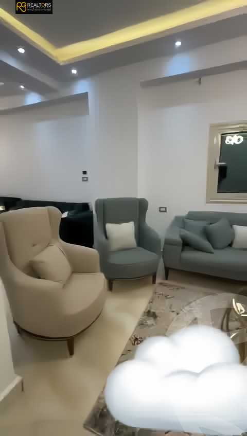 https://aqarmap.com.eg/en/listing/5243078-for-rent-cairo-el-sheikh-zayed-city-compounds