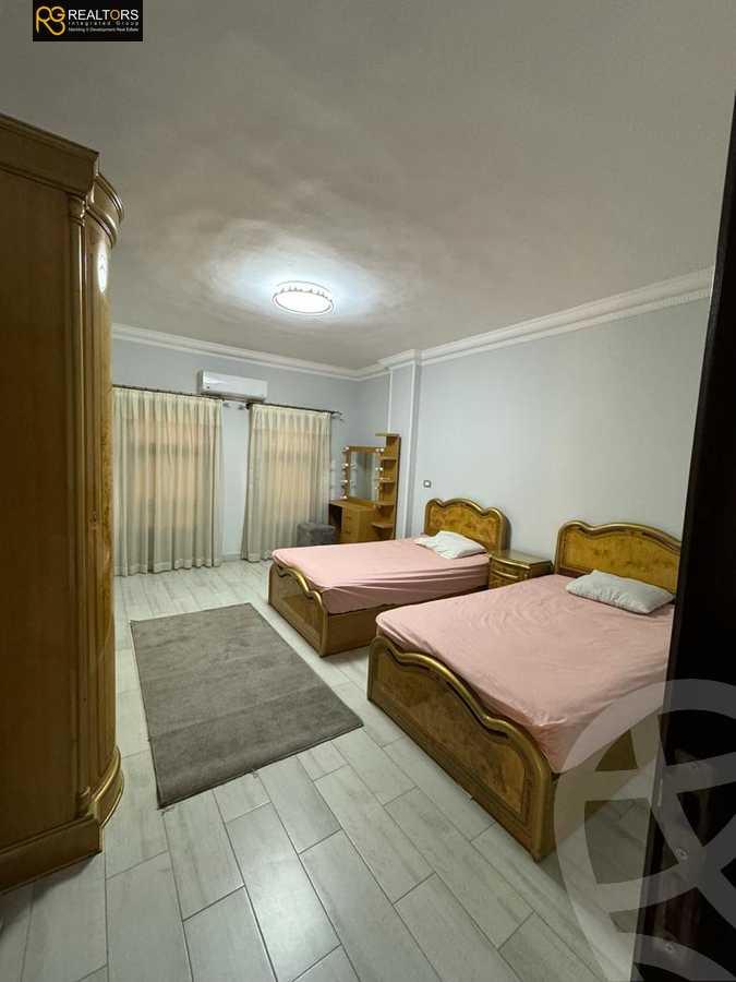 https://aqarmap.com.eg/en/listing/5335761-for-rent-cairo-el-sheikh-zayed-city-compounds-el-khamayel
