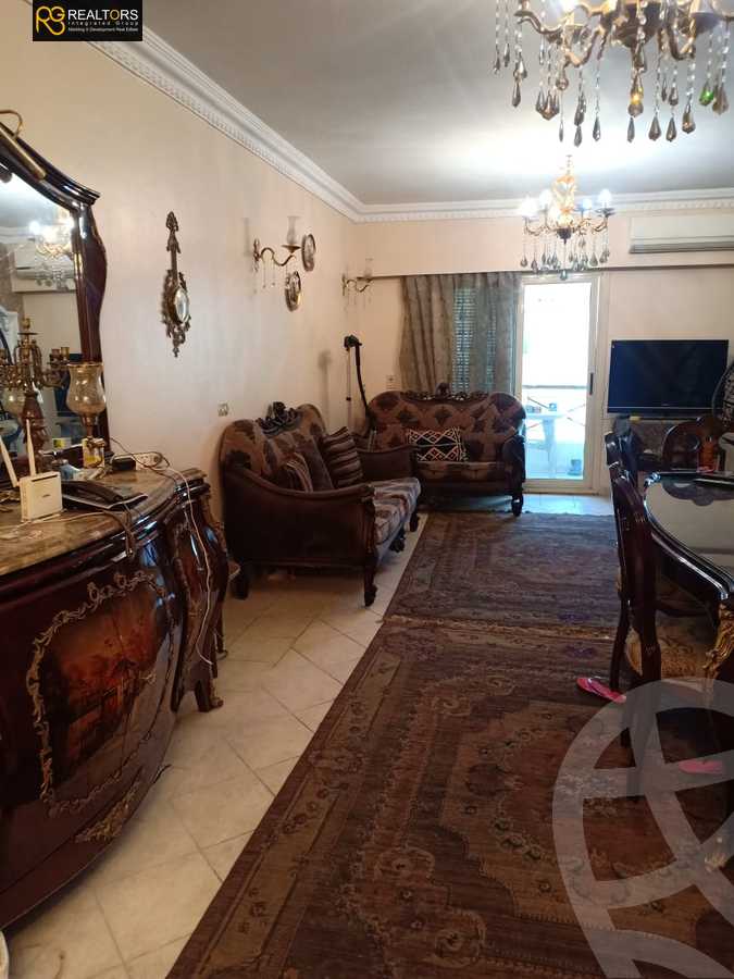 https://aqarmap.com.eg/en/listing/5335782-for-sale-cairo-el-sheikh-zayed-city-compounds-hadayek-el-mohandiseen