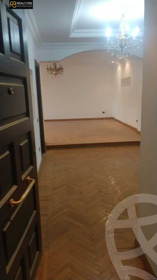 https://aqarmap.com.eg/ar/listing/5335815-for-sale-cairo-el-sheikh-zayed-city-compounds-zayed-2000