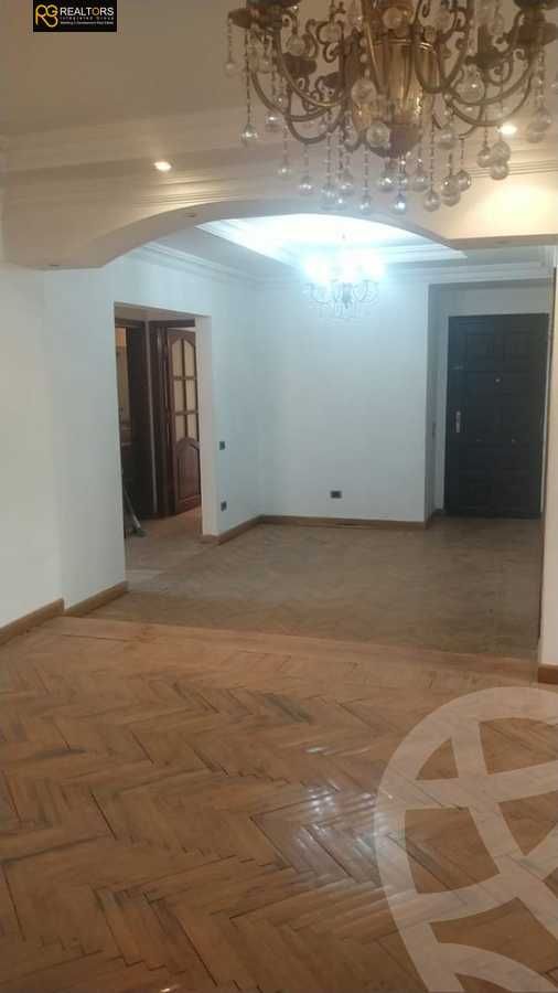 https://aqarmap.com.eg/ar/listing/5335815-for-sale-cairo-el-sheikh-zayed-city-compounds-zayed-2000