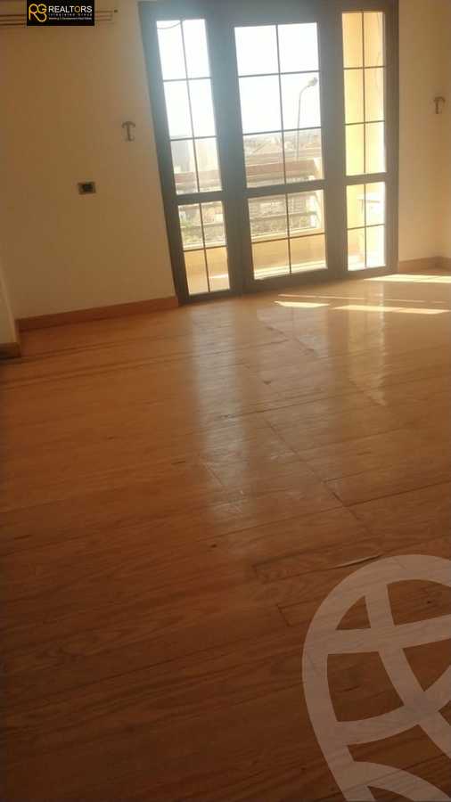 https://aqarmap.com.eg/ar/listing/5335815-for-sale-cairo-el-sheikh-zayed-city-compounds-zayed-2000