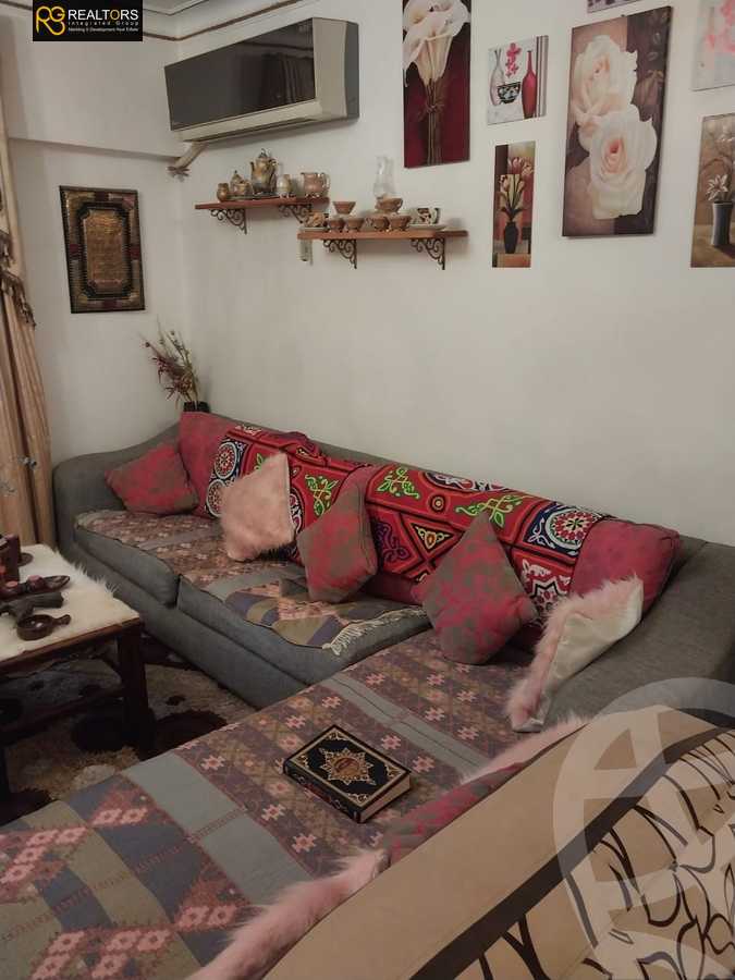 https://aqarmap.com.eg/ar/listing/5335923-for-sale-cairo-6th-of-october-el-ahyaa-neighborhood-7th