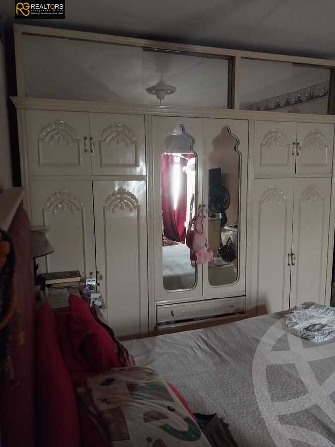 https://aqarmap.com.eg/ar/listing/5335923-for-sale-cairo-6th-of-october-el-ahyaa-neighborhood-7th