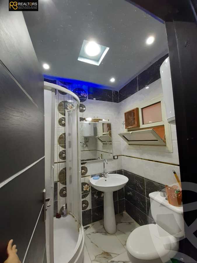 https://aqarmap.com.eg/en/listing/5336160-for-sale-cairo-6th-of-october-hadaeq-october-lmntq-lsyhy-b