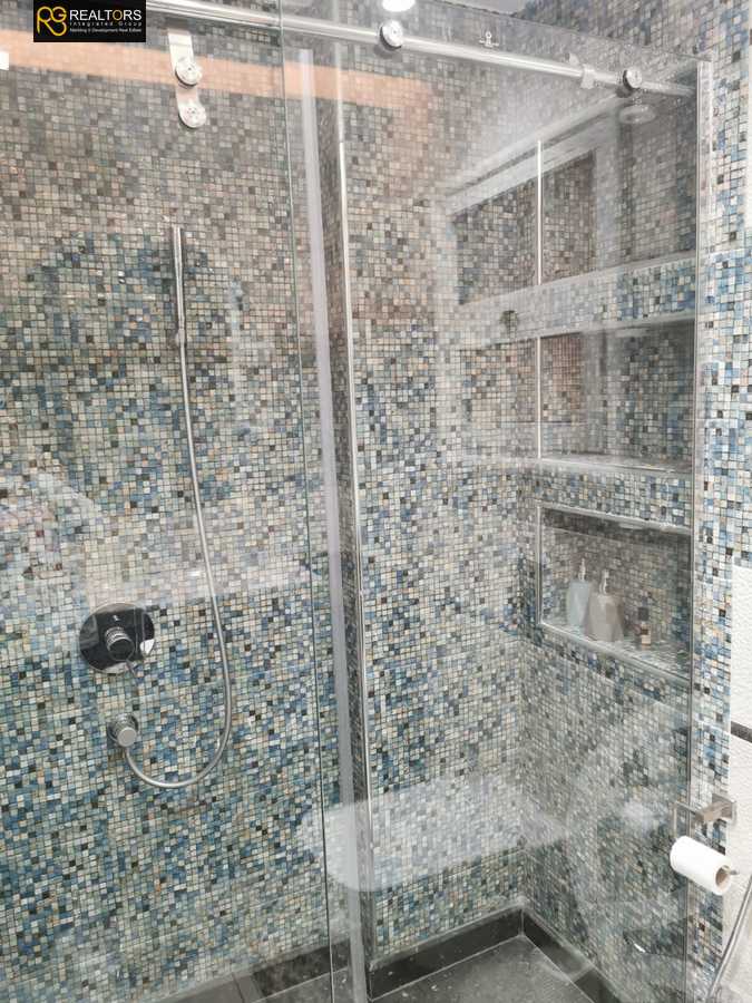 https://aqarmap.com.eg/en/listing/5336301-for-sale-cairo-el-sheikh-zayed-city-compounds