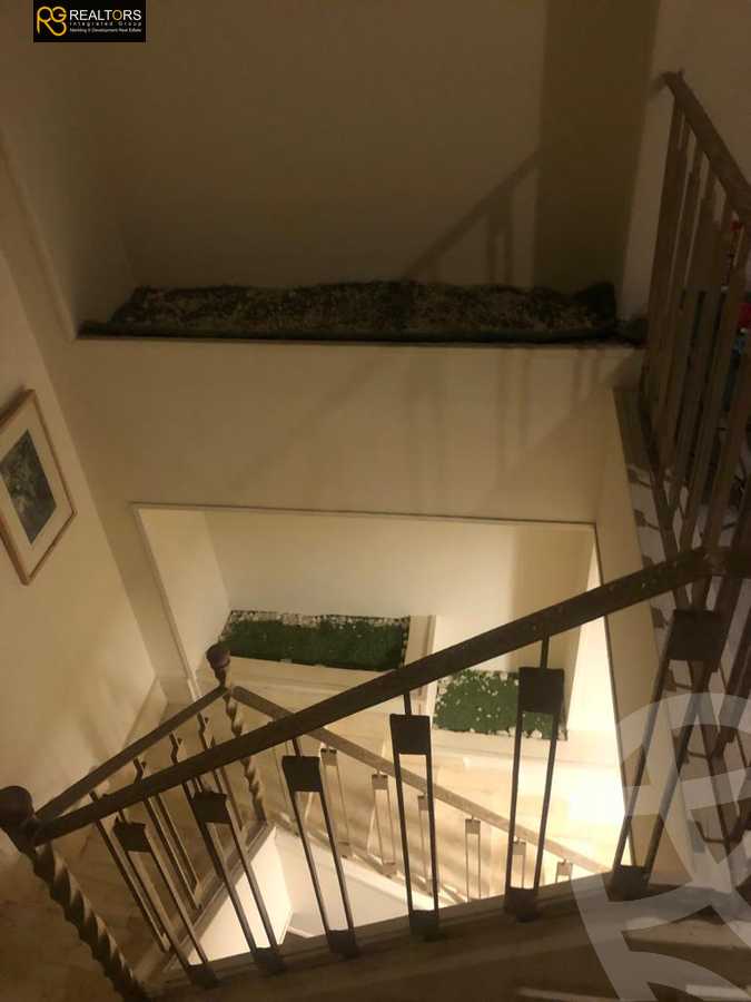 https://aqarmap.com.eg/ar/listing/5336349-for-sale-cairo-el-sheikh-zayed-city-el-hay-el-hady-ashaer-area-1-street-10