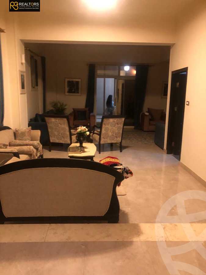 https://aqarmap.com.eg/ar/listing/5336349-for-sale-cairo-el-sheikh-zayed-city-el-hay-el-hady-ashaer-area-1-street-10