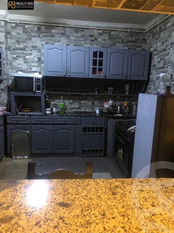 https://aqarmap.com.eg/ar/listing/5336349-for-sale-cairo-el-sheikh-zayed-city-el-hay-el-hady-ashaer-area-1-street-10
