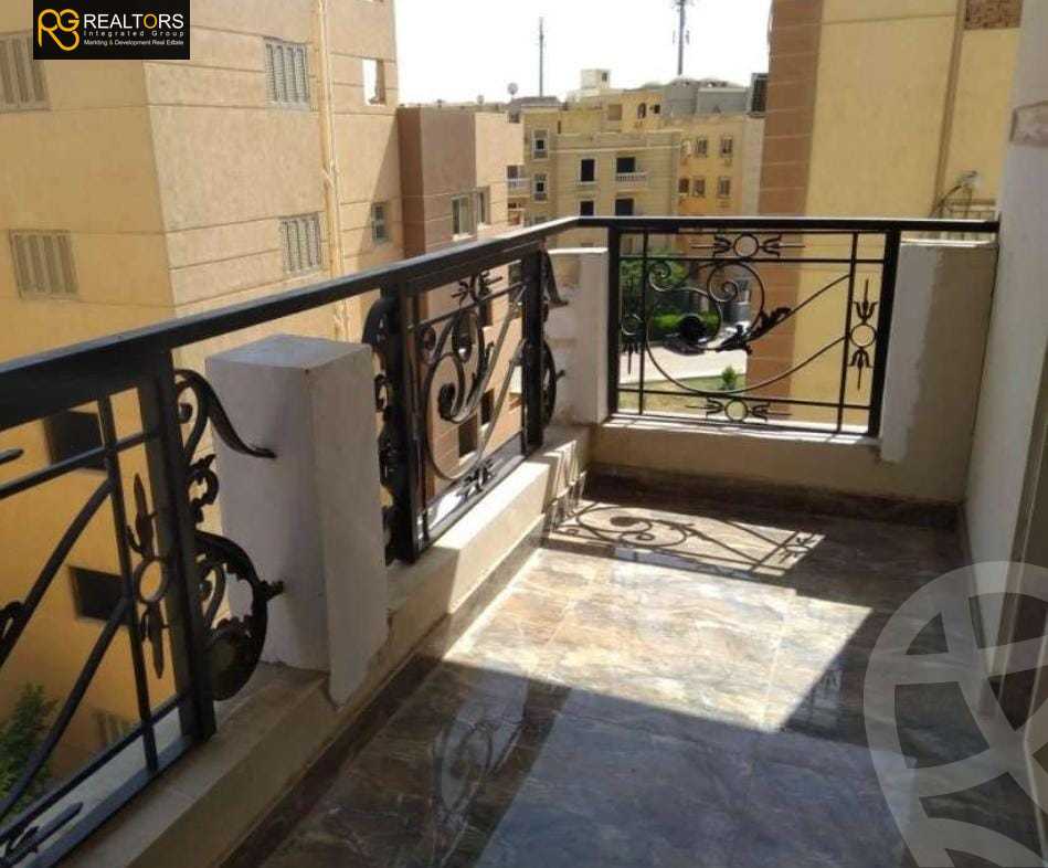 https://aqarmap.com.eg/en/listing/5336464-for-sale-cairo-el-sheikh-zayed-city-el-hay-elasher-street-100