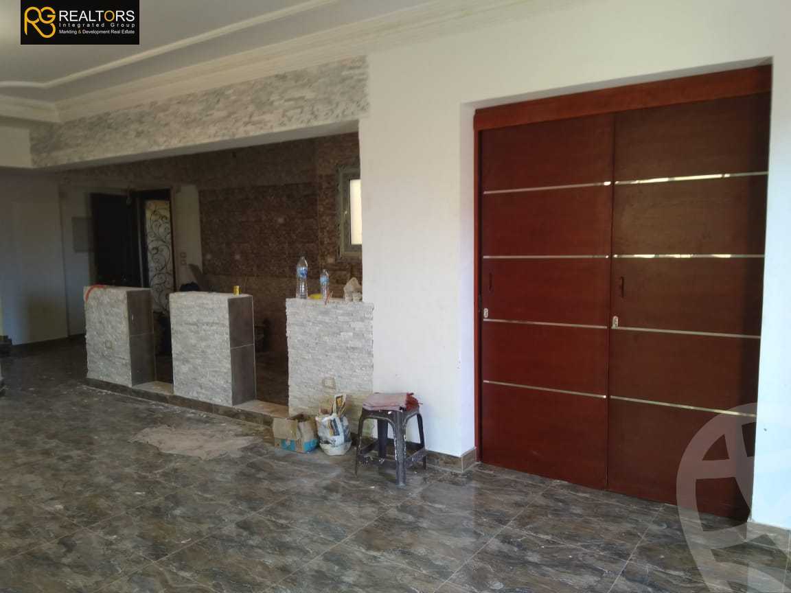 https://aqarmap.com.eg/en/listing/5336464-for-sale-cairo-el-sheikh-zayed-city-el-hay-elasher-street-100