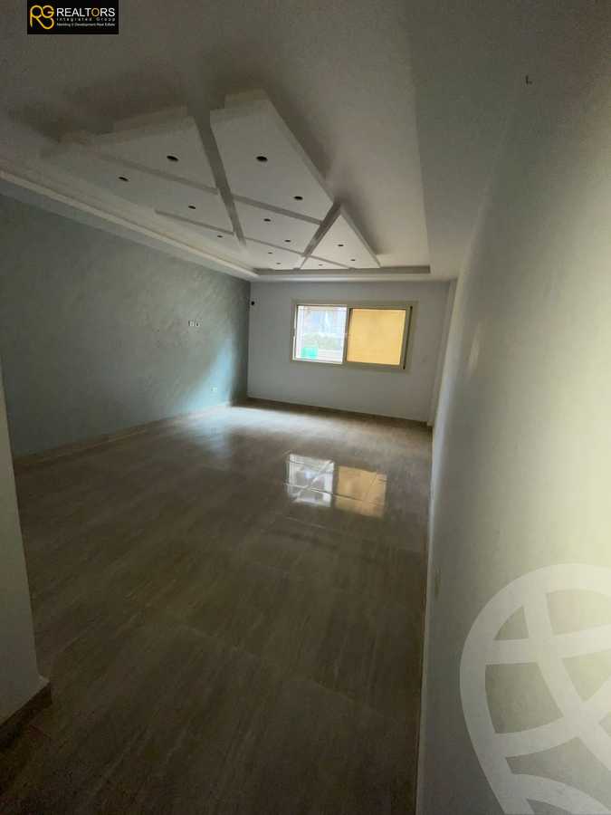 https://aqarmap.com.eg/en/listing/5336528-for-sale-cairo-el-sheikh-zayed-city-compounds-jn-1