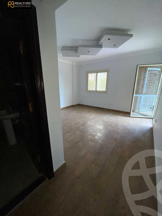 https://aqarmap.com.eg/en/listing/5336528-for-sale-cairo-el-sheikh-zayed-city-compounds-jn-1
