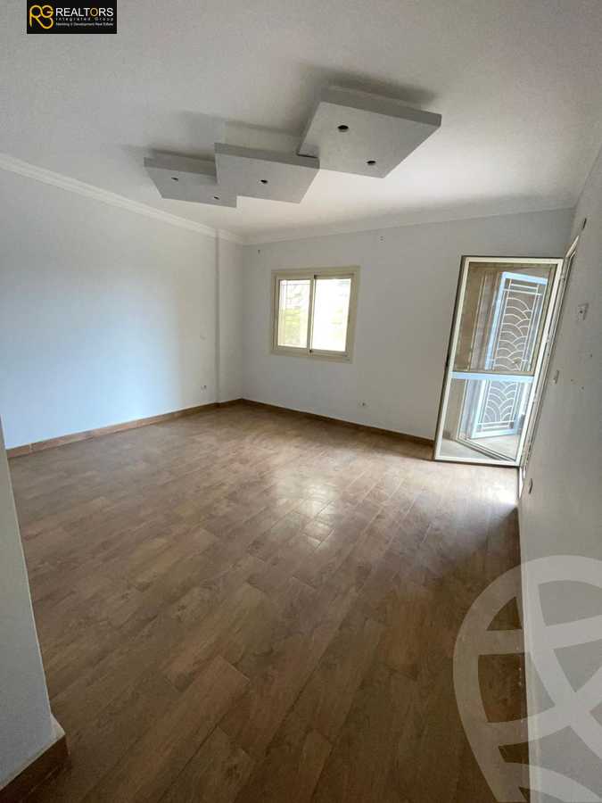 https://aqarmap.com.eg/en/listing/5336528-for-sale-cairo-el-sheikh-zayed-city-compounds-jn-1