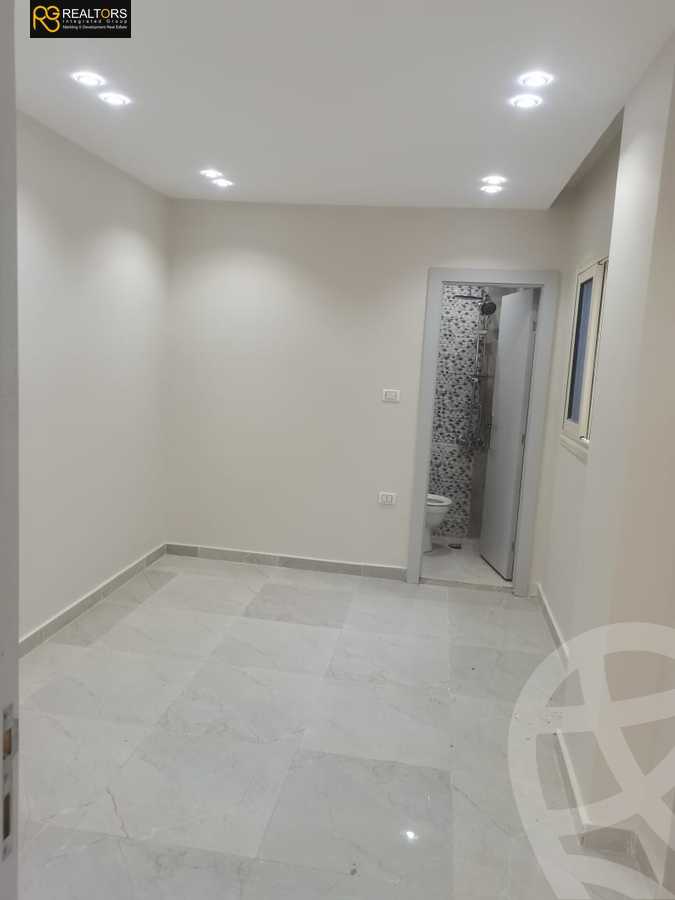 https://aqarmap.com.eg/en/listing/5337010-for-sale-cairo-6th-of-october-el-ahyaa-neighborhood-3rd