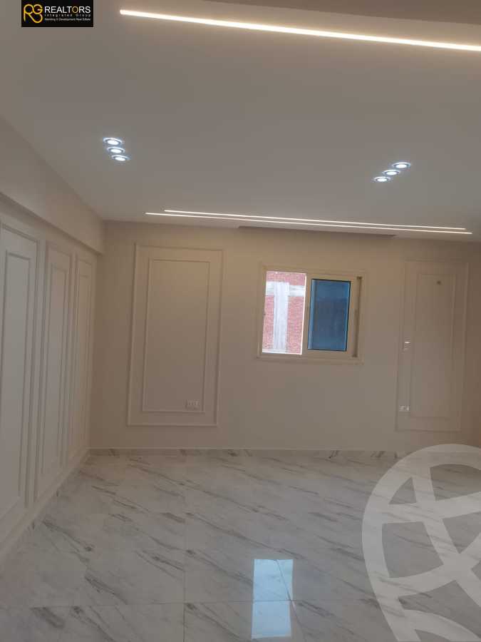 https://aqarmap.com.eg/en/listing/5337010-for-sale-cairo-6th-of-october-el-ahyaa-neighborhood-3rd