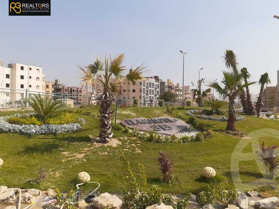 https://aqarmap.com.eg/en/listing/5337263-for-sale-cairo-el-sheikh-zayed-city-compounds-el-khamayel