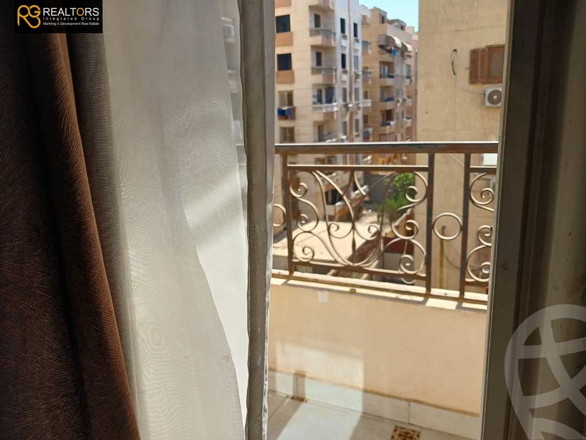https://aqarmap.com.eg/en/listing/5337379-for-sale-cairo-el-sheikh-zayed-city-small-investor