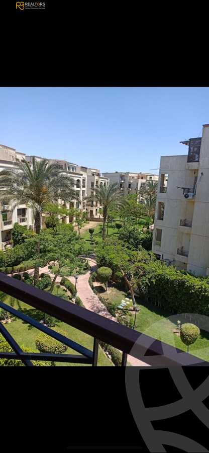 https://aqarmap.com.eg/en/listing/5337453-for-sale-cairo-el-sheikh-zayed-city-compounds-hadayek-el-mohandiseen