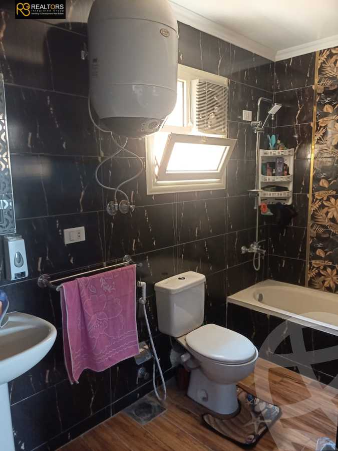 https://aqarmap.com.eg/en/listing/5337547-for-sale-cairo-6th-of-october-hadaeq-october-kmbwnd-fy-hdyq-ktwbr-djlh-blmz-m-mr-lmrshdy