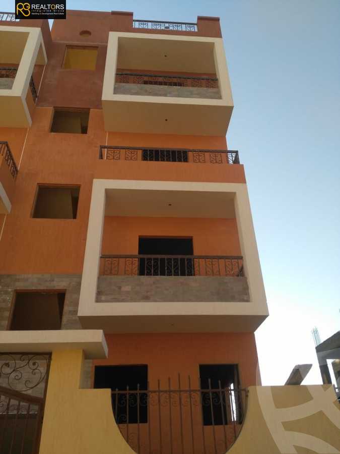 https://aqarmap.com.eg/en/listing/5340265-for-sale-cairo-6th-of-october-el-tawsaat-el-shamalya-hy-2000-qt