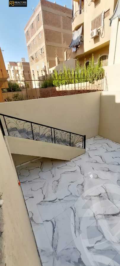 https://aqarmap.com.eg/en/listing/5341333-for-sale-cairo-6th-of-october-el-ahyaa-neighborhood-4th