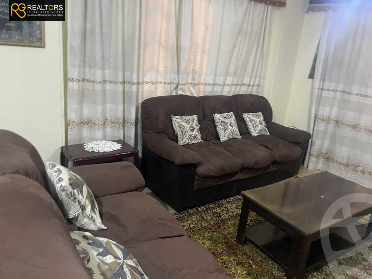 https://aqarmap.com.eg/en/listing/5348760-for-rent-cairo-6th-of-october-el-ahyaa-neighborhood-2nd-divided-from-al-kafrawei-st