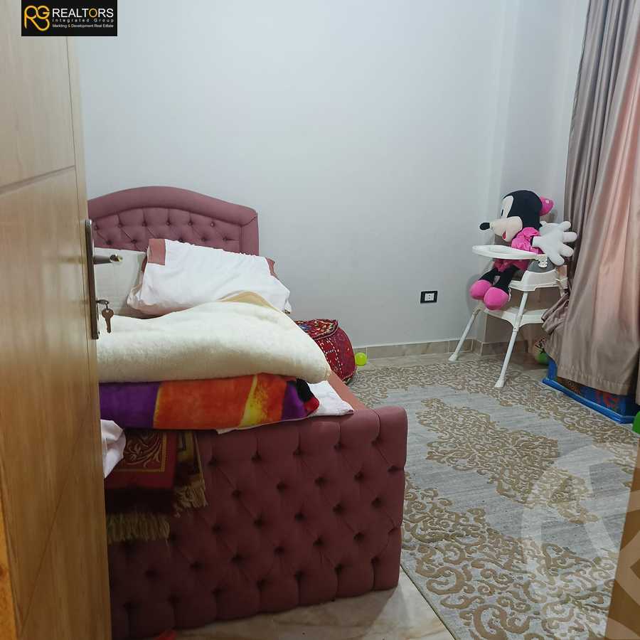https://aqarmap.com.eg/en/listing/5348854-for-sale-cairo-6th-of-october-hadaeq-october-kmbwnd-fy-hdyq-ktwbr-djlh-blmz-m-mr-lmrshdy