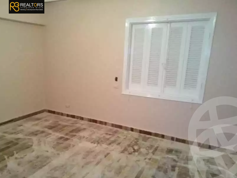 https://aqarmap.com.eg/en/listing/5341353-for-sale-cairo-6th-of-october-compounds-el-maamoura-compound