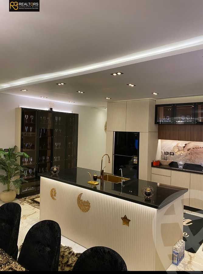 https://aqarmap.com.eg/en/listing/5406088-for-sale-cairo-el-sheikh-zayed-city-compounds-zayed-heights-compound
