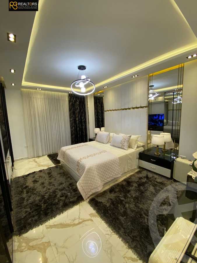 https://aqarmap.com.eg/en/listing/5406088-for-sale-cairo-el-sheikh-zayed-city-compounds-zayed-heights-compound