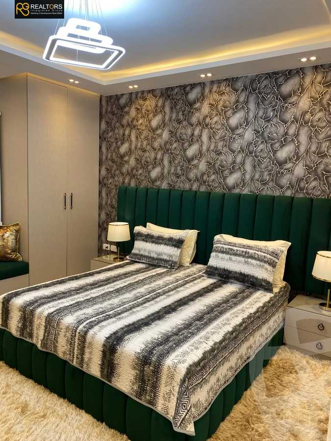 https://aqarmap.com.eg/en/listing/5406088-for-sale-cairo-el-sheikh-zayed-city-compounds-zayed-heights-compound