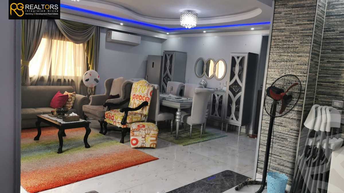 https://aqarmap.com.eg/en/listing/5406343-for-sale-cairo-el-sheikh-zayed-city-small-investor