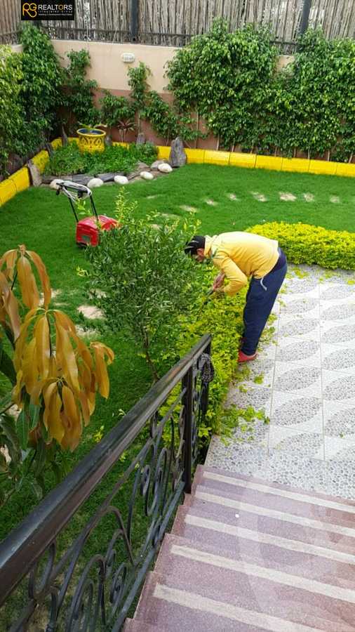 https://aqarmap.com.eg/ar/listing/5406391-for-sale-cairo-el-sheikh-zayed-city-compounds-continental-gardens