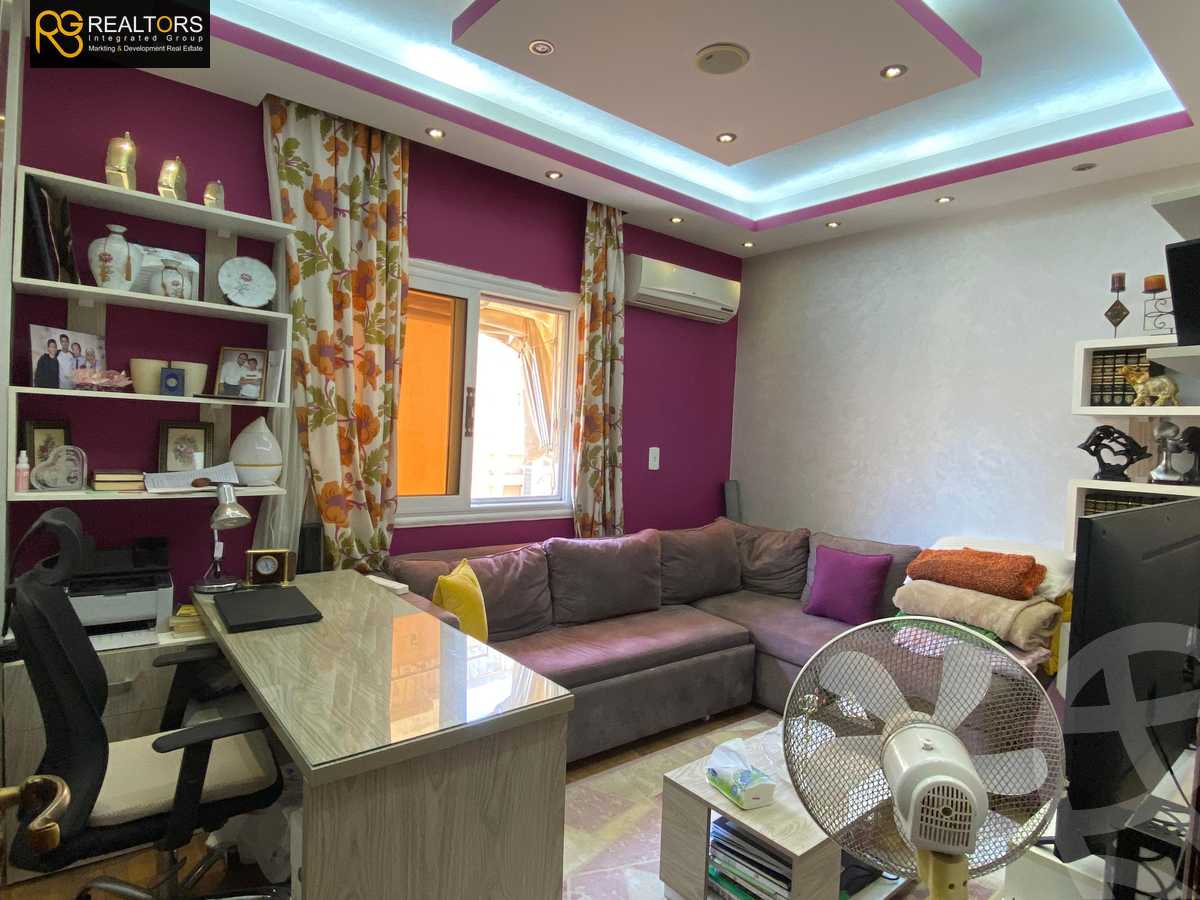 https://aqarmap.com.eg/en/listing/5406393-for-sale-cairo-el-sheikh-zayed-city-compounds-continental-gardens