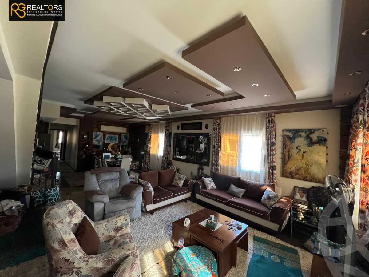 https://aqarmap.com.eg/en/listing/5406393-for-sale-cairo-el-sheikh-zayed-city-compounds-continental-gardens
