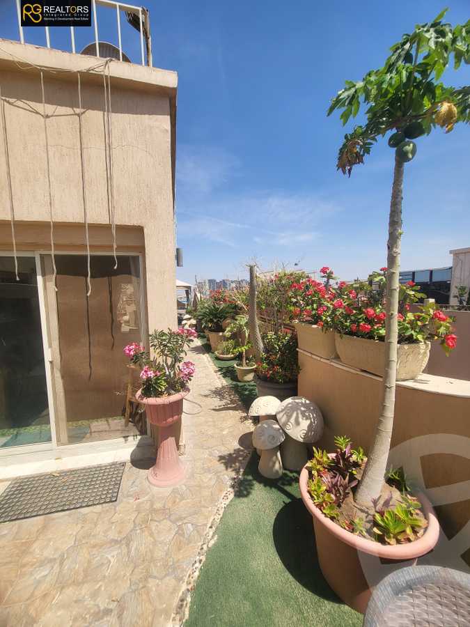 https://aqarmap.com.eg/en/listing/5406393-for-sale-cairo-el-sheikh-zayed-city-compounds-continental-gardens