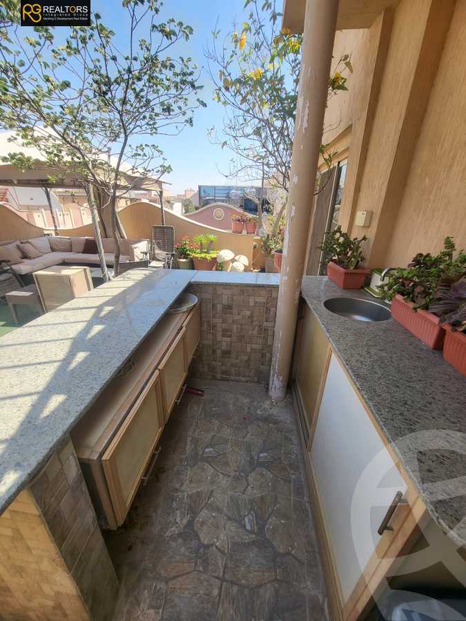 https://aqarmap.com.eg/en/listing/5406393-for-sale-cairo-el-sheikh-zayed-city-compounds-continental-gardens