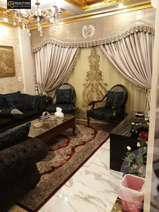 https://aqarmap.com.eg/en/listing/5406408-for-sale-cairo-el-sheikh-zayed-city-compounds-el-khamayel