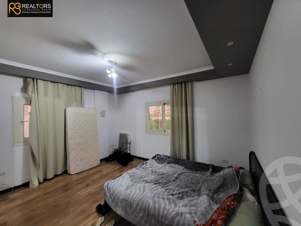 https://aqarmap.com.eg/en/listing/5406487-for-sale-cairo-el-sheikh-zayed-city-compounds-beverly-hills