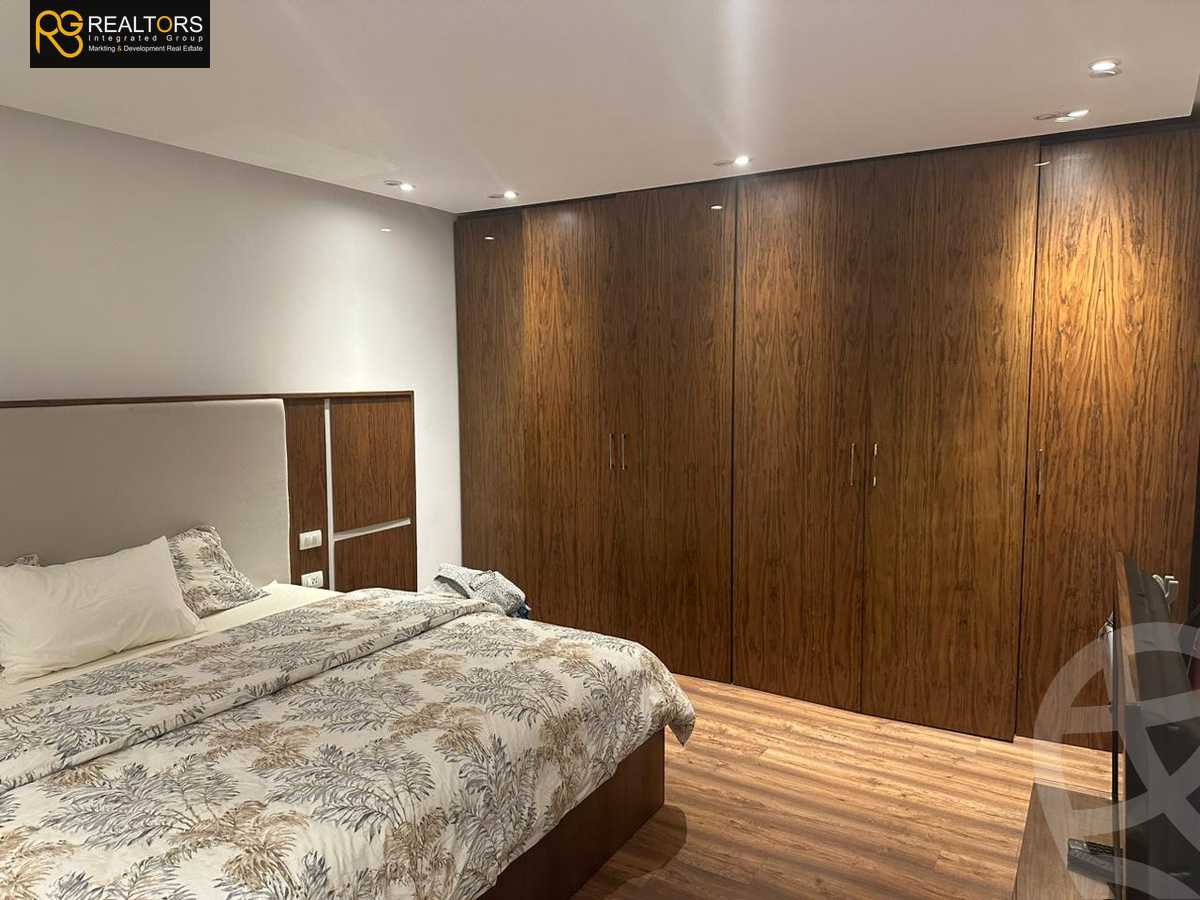 https://aqarmap.com.eg/en/listing/5408036-for-sale-cairo-el-sheikh-zayed-city-compounds-zayed-dunes