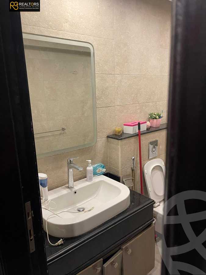 https://aqarmap.com.eg/en/listing/5408092-for-sale-cairo-el-sheikh-zayed-city-compounds-zayed-dunes