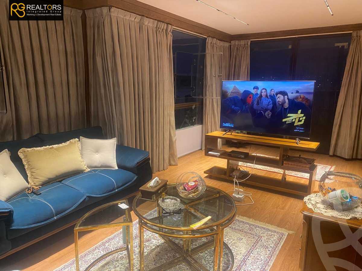 https://aqarmap.com.eg/en/listing/5408123-for-sale-cairo-el-sheikh-zayed-city-compounds-hadayek-el-mohandiseen