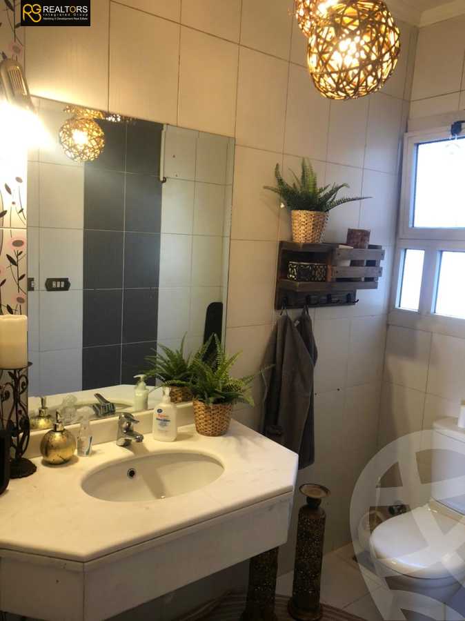 https://aqarmap.com.eg/en/listing/5408280-for-sale-cairo-el-sheikh-zayed-city-compounds-hadayek-el-mohandiseen