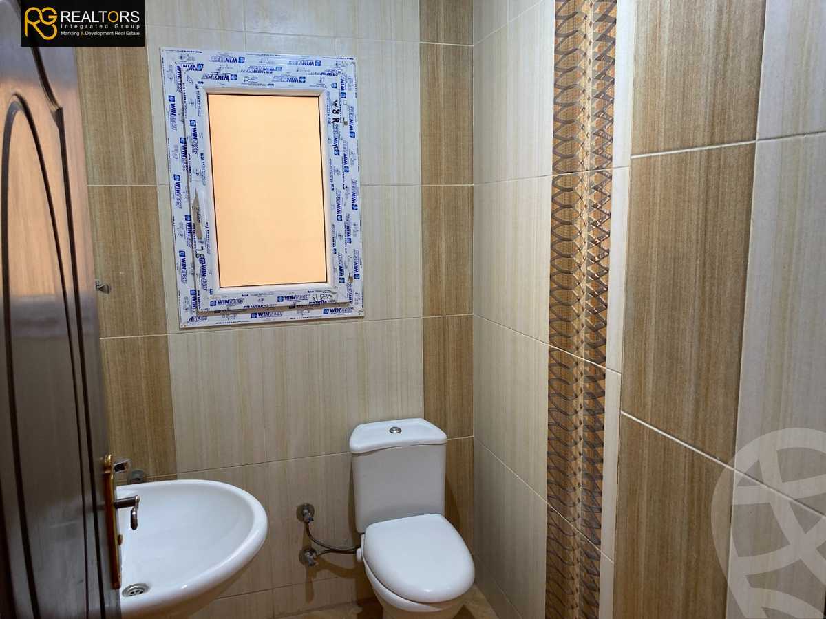https://aqarmap.com.eg/ar/listing/5408287-for-sale-cairo-el-sheikh-zayed-city-el-hay-elthamen