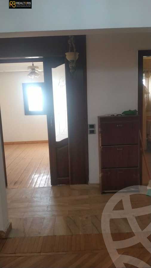 https://aqarmap.com.eg/ar/listing/5408453-for-sale-cairo-el-sheikh-zayed-city-compounds-zayed-2000