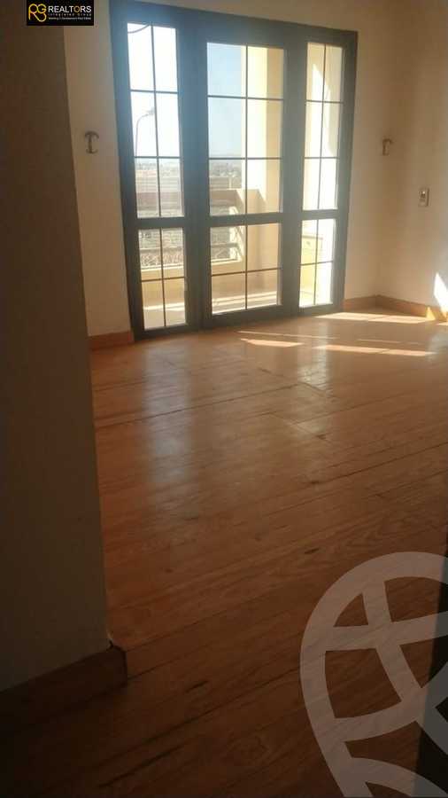 https://aqarmap.com.eg/ar/listing/5408453-for-sale-cairo-el-sheikh-zayed-city-compounds-zayed-2000