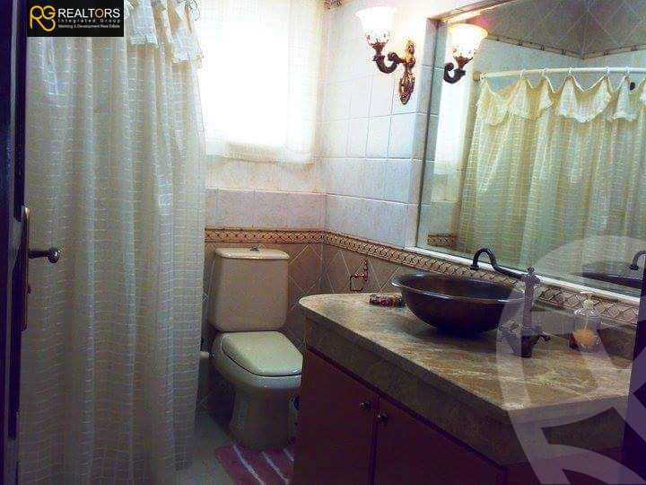 https://aqarmap.com.eg/ar/listing/5408453-for-sale-cairo-el-sheikh-zayed-city-compounds-zayed-2000