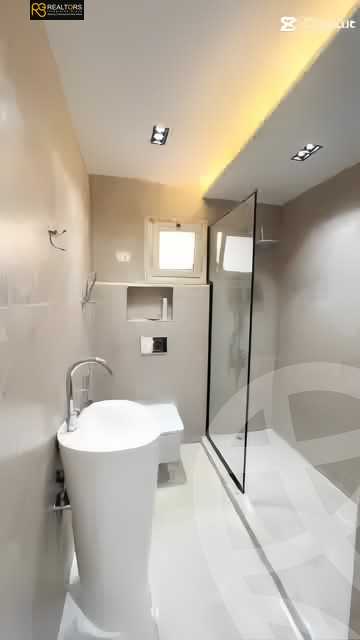 https://aqarmap.com.eg/ar/listing/5408467-for-sale-cairo-el-sheikh-zayed-city-compounds-el-khamayel